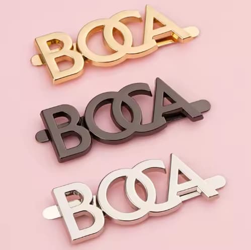 How to make sure that the brand tag of the mold opening is the same as the customer’s request?-B