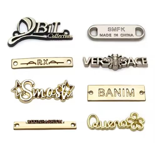 Difference between electrophoresis lattice frame and oil spraying of engraved round metal logo-A