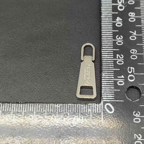 Zipper Pullers with Brand
