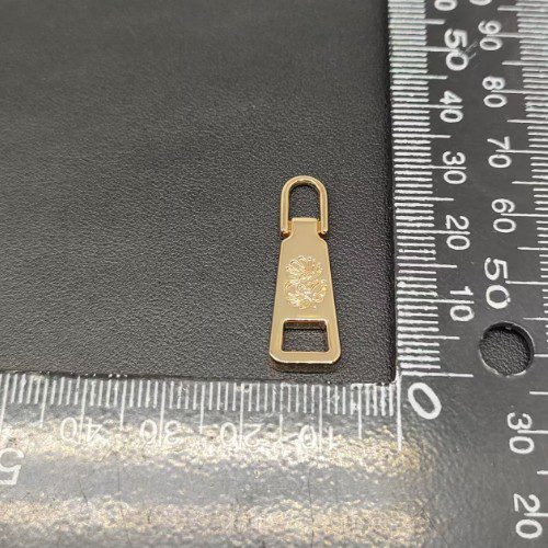 Zipper Puller With Engraved logo In Light Gold For Bag
