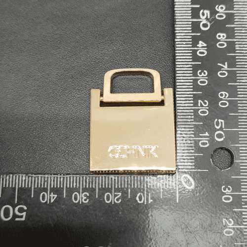 Metal Bag Lock 26mm Customized Design In Light Gold For Bag