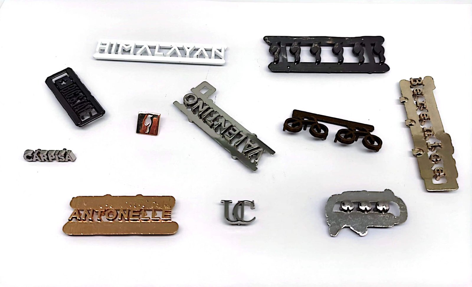 Bag hardware