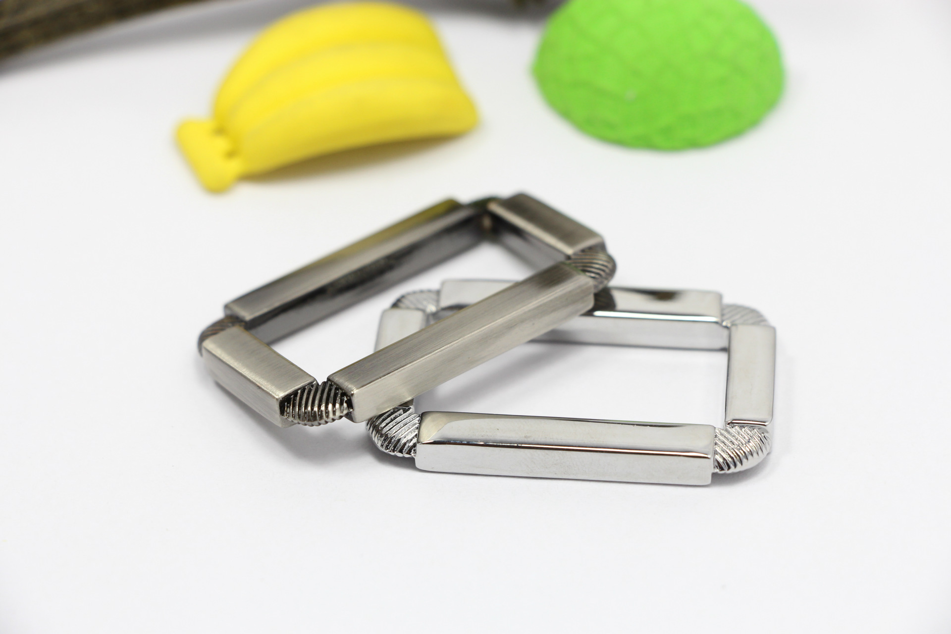 Rectangular spring gate ring Rectangular spring gate ring