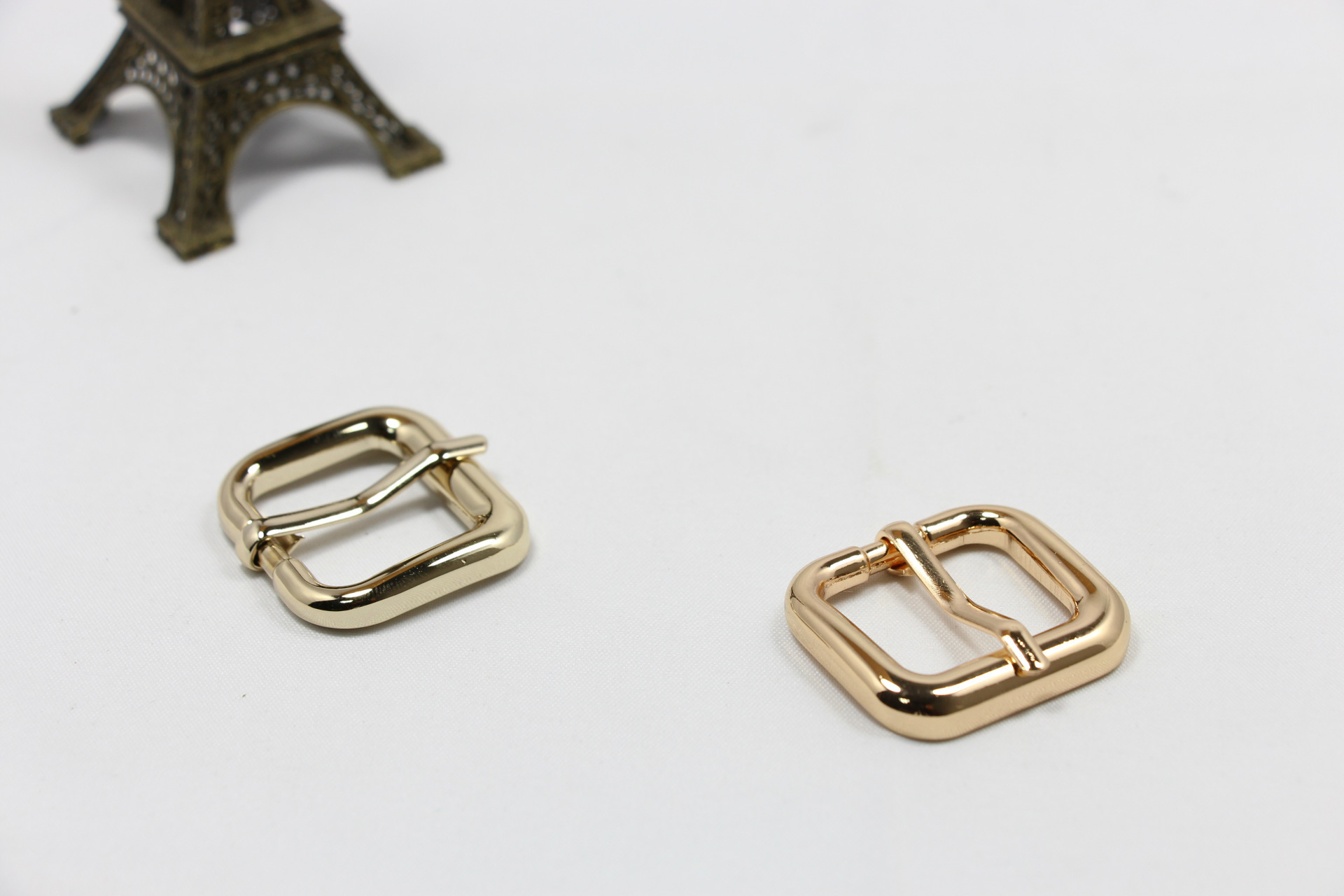 Square pin buckle Square pin buckle
